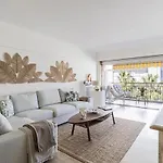 Apartman Palm Beach, Sea View Apartment, 100m From Beaches *