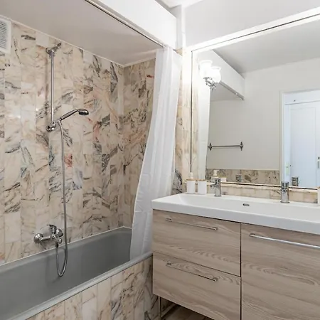 Lejlighed Palm Beach, Sea View Apartment, 100m From Beaches Cannes