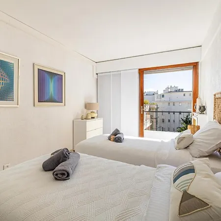 Palm Beach, Sea View Apartment, 100m From Beaches Apartman